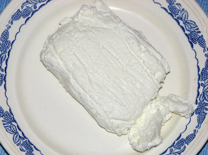 Кисломолочний сир