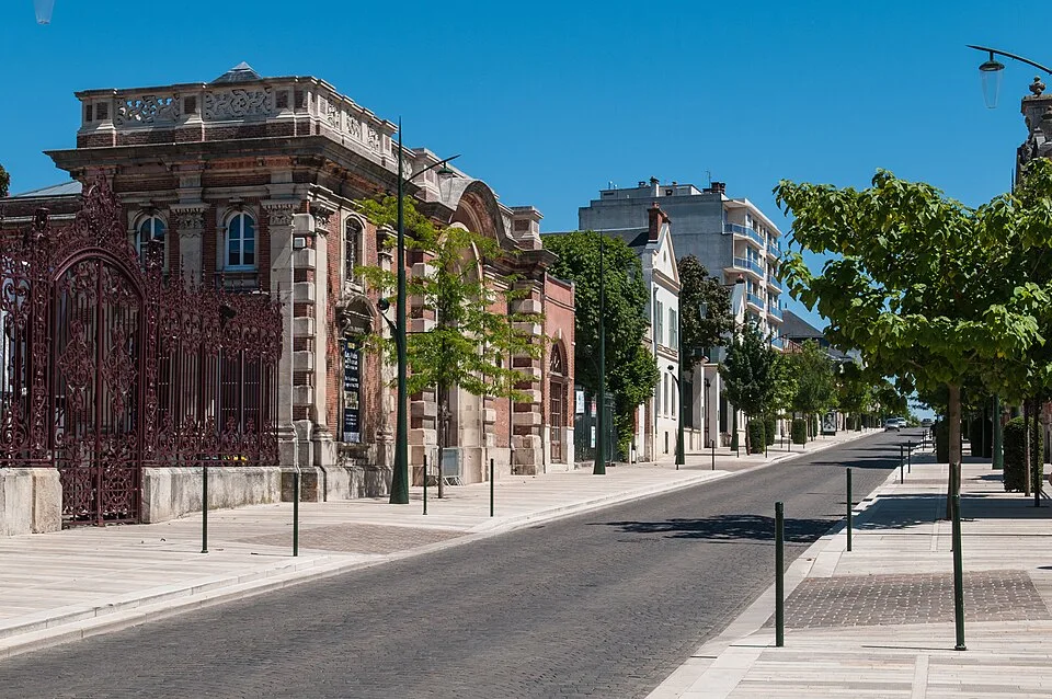 Colinas, casas e caves de Champagne