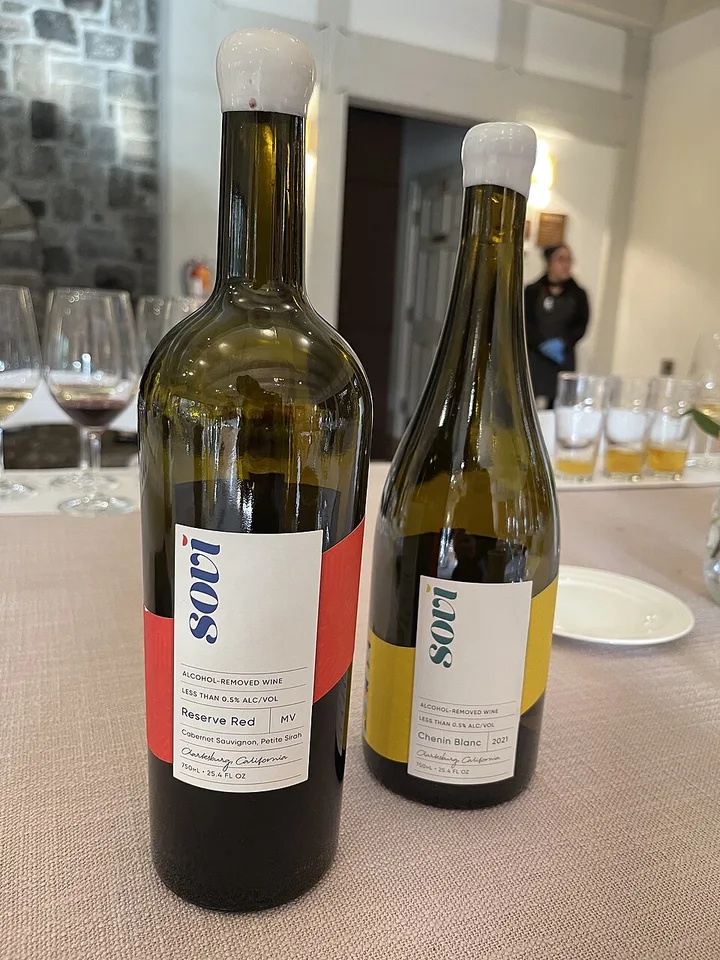 Alcohol-free wine